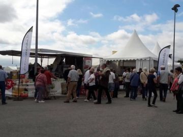 Pressi-Mobile au 4 jours du Mans.

C'est l'occasion de venir goûter à nos 5 merveilleuses recettes éphémères de jus de fruits élaborées spécialement pour...